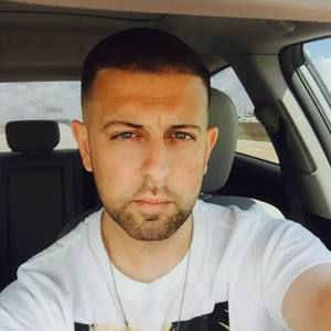 Meet your Posher, Anthony